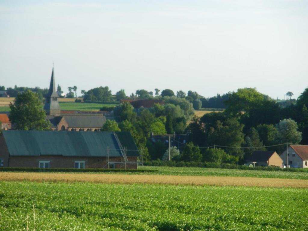 La Vallee Des Trois Monts Saint-Sylvestre-Cappel Exterior photo